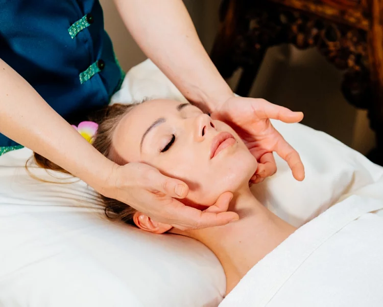 Подарочный сертификат на Новый год коллегам на СПА-программу "SPA для лица"