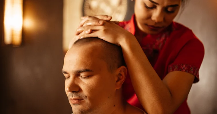 Сертификат на 23 февраля на классический тайский массаж для мужа